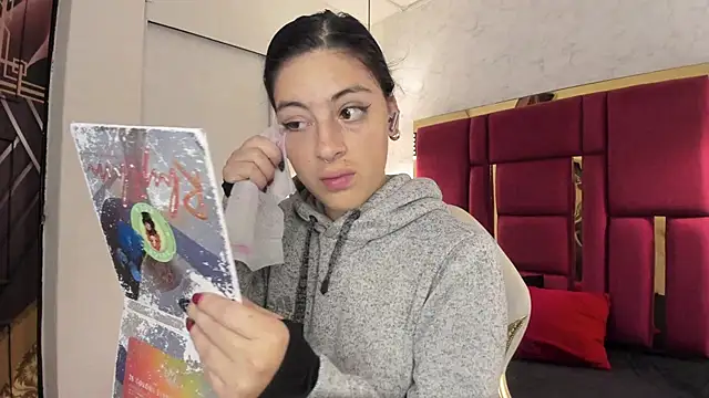 moon winy online show from 11.05.25