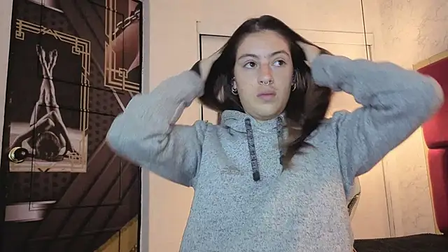 moon winy online show from 11.24.25