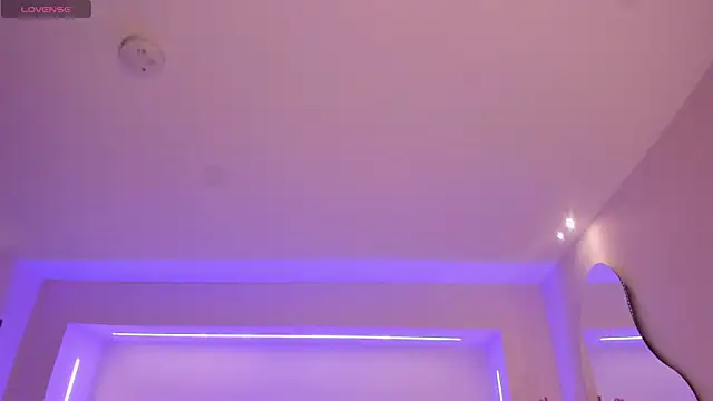ChristineFord  online show from 05.02.26