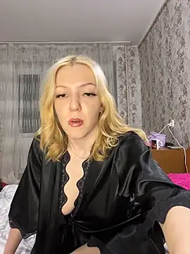 Snapshot of AlexandraXKitty chatting on 02.14.26 AlexandraXKitty online show from 02.14.26