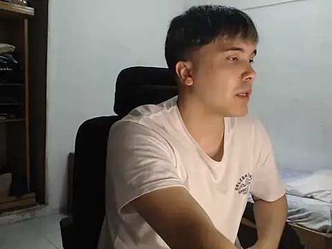 CuteAlexBoy online show from 02.12.26