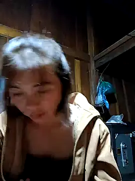 Snapshot of omai-ngot chatting on 10.25.25 omai-ngot online show from 10.25.25