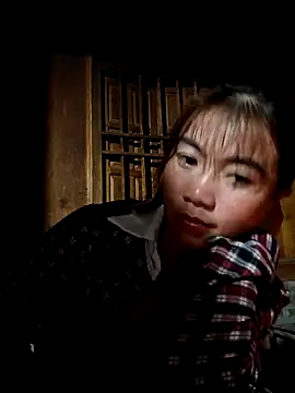 Snapshot of omai-ngot chatting on 11.15.25 omai-ngot online show from 11.15.25