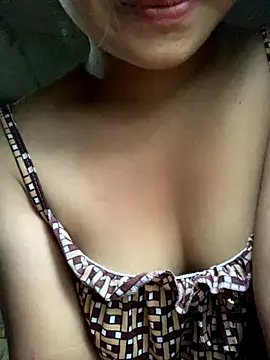 Embe-xinh18 online show from 10.24.25