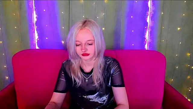 Snapshot of AlessaKiss chatting on 01.10.26 AlessaKiss online show from 01.10.26