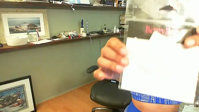 Snapshot of RosaliaBailez chatting on 10.16.25 RosaliaBailez online show from 10.16.25