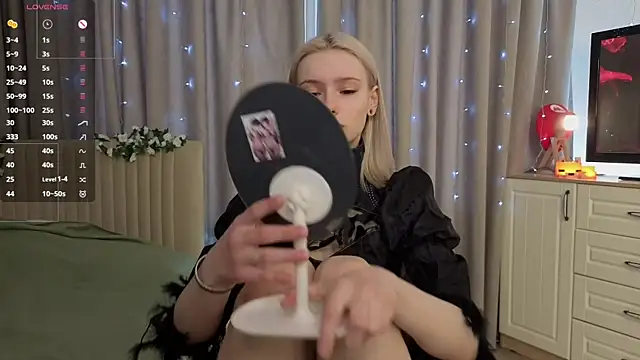 Snapshot of Sunshine_agata chatting on 02.21.26 Sunshine agata online show from 02.21.26