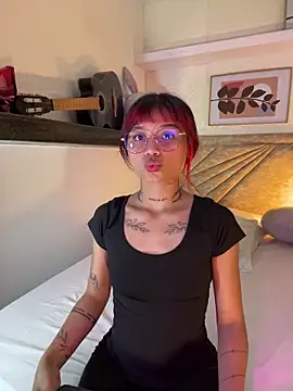 Emma duff online show from 04.04.26