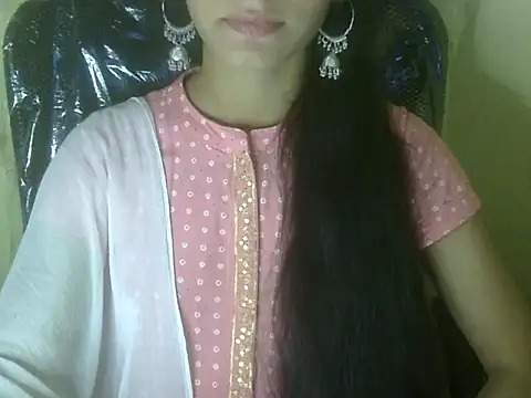 Shezi N online show from 10.24.25