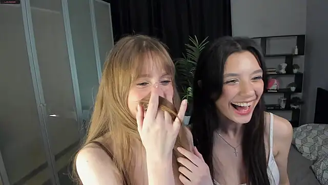 DemetraSadahiro online show from 11.18.25