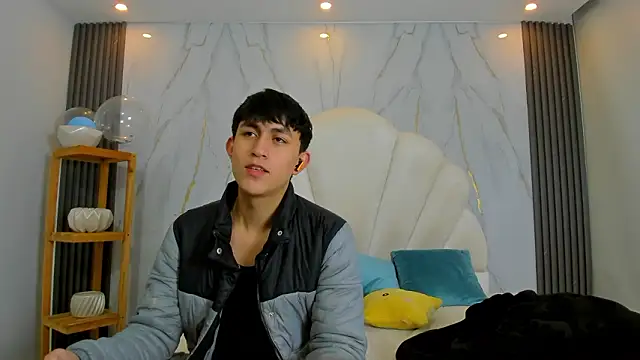 hoot booys  online show from 03.11.26