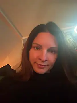 Snapshot of kinkysarahx chatting on 04.04.26 kinkysarahx online show from 04.04.26