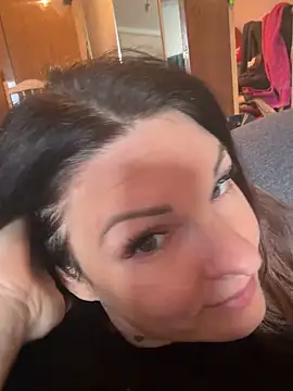 Snapshot of kinkysarahx chatting on 04.06.26 kinkysarahx online show from 04.06.26