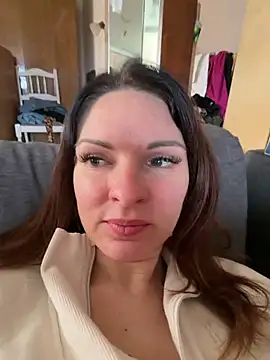 Snapshot of kinkysarahx chatting on 04.11.26 kinkysarahx online show from 04.11.26