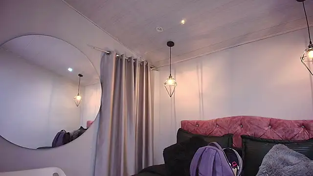 ivy bonnie online show from 11.26.25