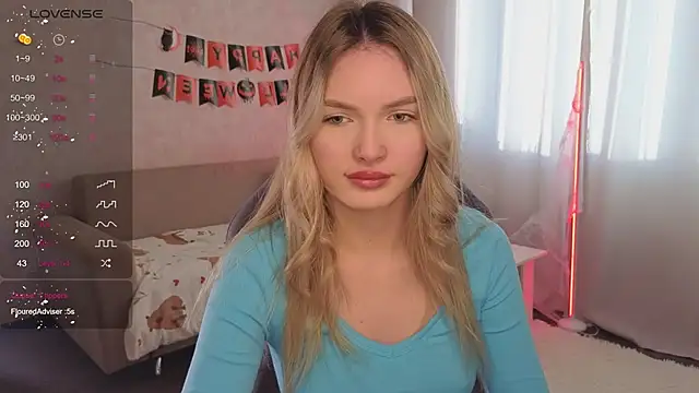 EvelynSin online show from 10.22.25