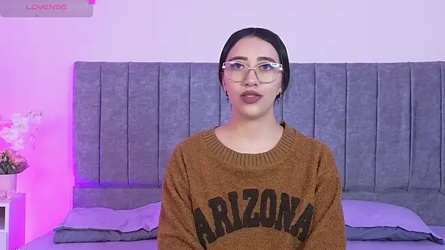 GabbieHill online show from 10.25.25