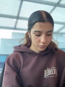 Snapshot of MiaaCute- chatting on 10.27.25 MiaaCute- online show from 10.27.25