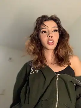 Snapshot of MiaaCute- chatting on 02.26.26 MiaaCute- online show from 02.26.26