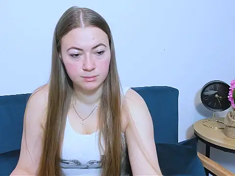 LeaNaughty online show from 10.26.25