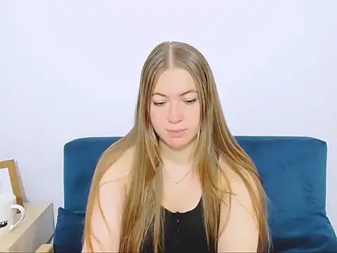 LeaNaughty online show from 11.25.25