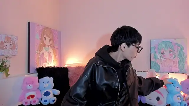 Strawberry Kitty  online show from 02.07.26