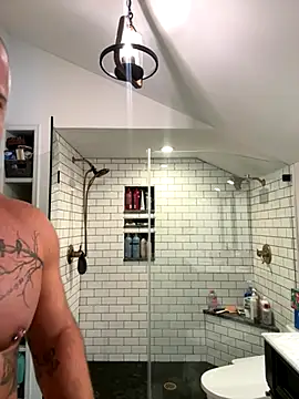 Snapshot of 1totangox chatting on 10.31.25 1totangox online show from 10.31.25