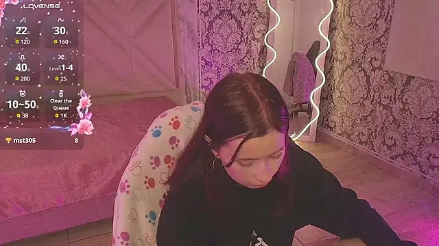 Snapshot of KATANA_TAY chatting on 02.01.26 KATANA TAY online show from 02.01.26