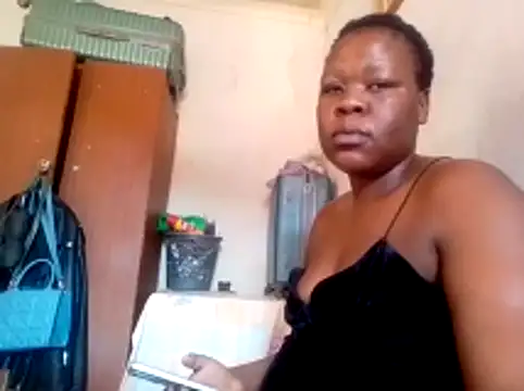 Roronae online show from 02.14.26