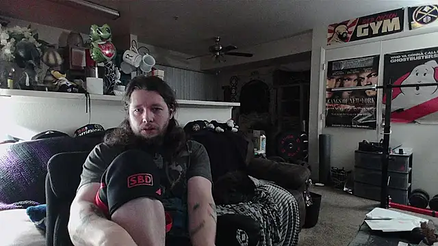 biggerisbetter12 online show from 04.15.26