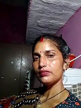 Snapshot of Pooja_shre chatting on 11.05.25 Pooja shre online show from 11.05.25