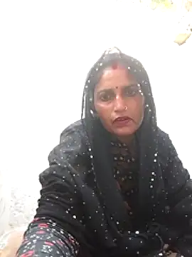 Snapshot of Pooja_shre chatting on 11.12.25 Pooja shre online show from 11.12.25