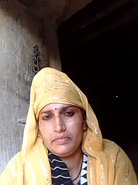 Snapshot of Pooja_shre chatting on 11.17.25 Pooja shre online show from 11.17.25