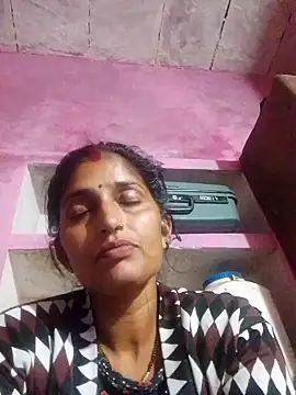 Snapshot of Pooja_shre chatting on 11.17.25 Pooja shre online show from 11.17.25