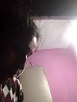 Snapshot of Pooja_shre chatting on 11.18.25 Pooja shre online show from 11.18.25