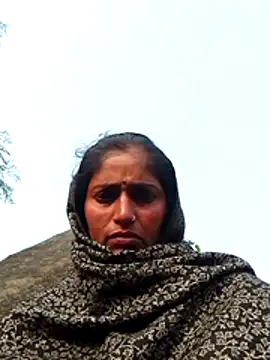 Snapshot of Pooja_shre chatting on 11.26.25 Pooja shre online show from 11.26.25