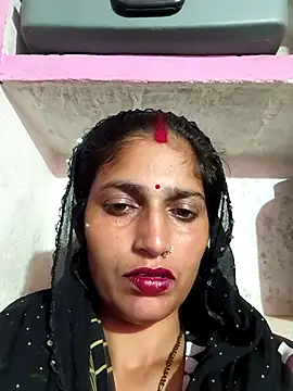 Snapshot of Pooja_shre chatting on 11.28.25 Pooja shre online show from 11.28.25