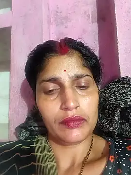 Snapshot of Pooja_shre chatting on 12.15.25 Pooja shre online show from 12.15.25