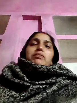 Snapshot of Pooja_shre chatting on 12.22.25 Pooja shre online show from 12.22.25