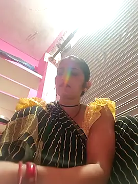 Snapshot of Pooja_shre chatting on 02.28.26 Pooja shre online show from 02.28.26