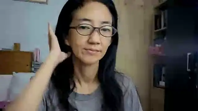 princessD077 online show from 02.26.26