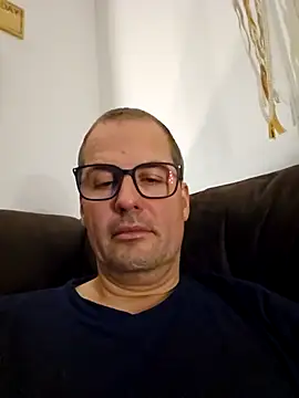 GermanMadMatt online show from 10.17.25