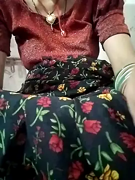 OliveGreen22 online show from 10.30.25