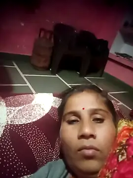 OliveGreen22 online show from 11.09.25