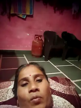 OliveGreen22 online show from 11.11.25