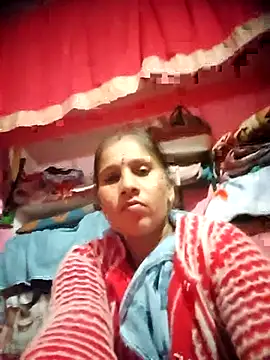 OliveGreen22 online show from 11.17.25