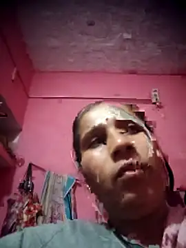 OliveGreen22 online show from 11.19.25