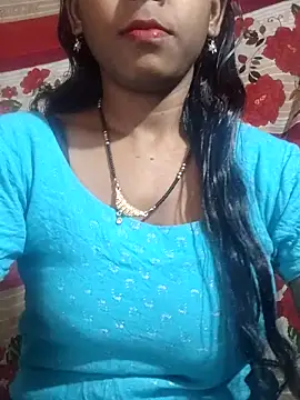 Itz Aisha   online show from 02.17.26