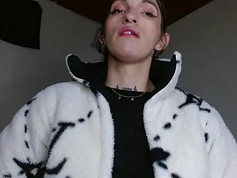 Scarlett crastrawberry online show from 04.09.26