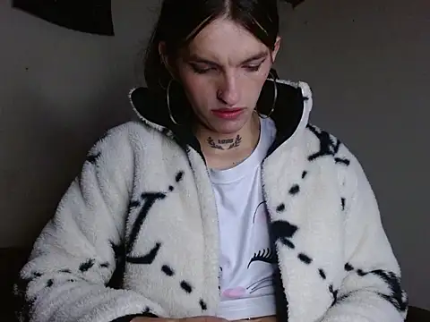 Scarlett crastrawberry online show from 04.14.26